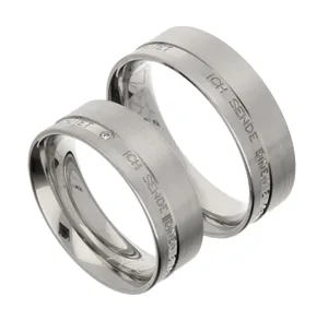 Gravur_Trauringe-Weissgold-flach-individuelle-Gravur-Brillant-0-01ct