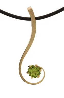 Peridot_Anh-nger-Gelbgold-Peridot