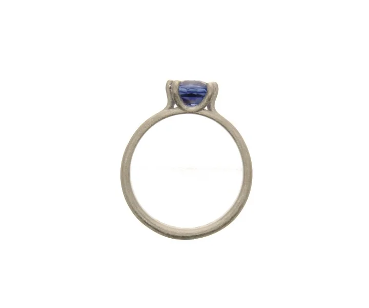 Platin-Saphirring frontal